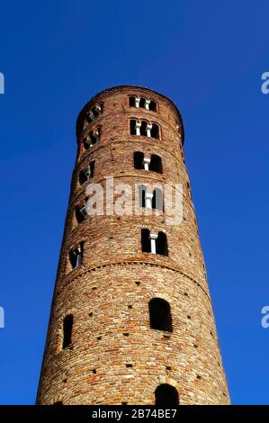 Italien Emilia Romagna - Ravenna - Basilika Sant'Apollinare Nuovo - Kirchturm Stockfoto