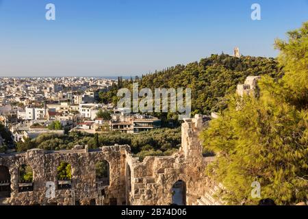 Blick auf die Akropolis. Berühmter Ort in Athen - Hauptstadt Griechenlands. Antike Denkmäler. Stockfoto