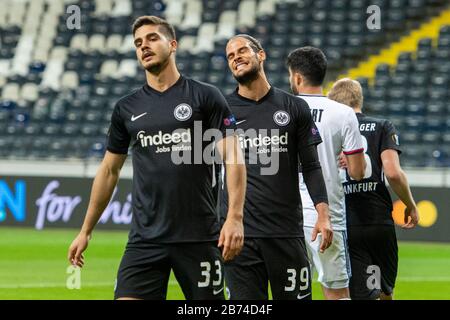 Andre SILVA (links, F) und Goncalo PACIENCIA (F) sind enttäuscht, enttäuscht, Enttäuschung, Enttäuschung, traurig, frustriert, frustriert, frustriert, Halbfigur, Fußball Europa League, Runde 16, Eintracht Frankfurt (F) - FC Basel (Basel) 0:3, am 12. März 2020 in Frankfurt/Deutschland. Weltweite Verwendung Stockfoto