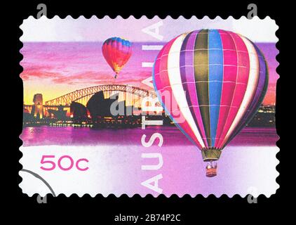 Australien - ca. 2008: einen Stempel in Australien gedruckten zeigt Opera House mit Ballons zeigen, Sydney, ca. 2008. Stockfoto