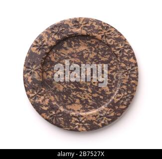 Draufsicht über leere schwarze Steinplatte im Landhausstil isoliert auf Weiß Stockfoto