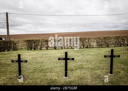 Deutscher Soldatenfriedhof bei Fricourt aus der Schlacht an der Somme von 1916 [automatisierte Übersetzung] Stockfoto