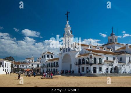 Blick auf das Festival El Rocio, Huelva, Andalucia. Spanien Stockfoto