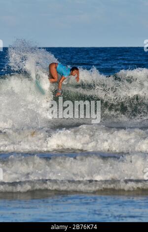 Mahina Maeda tritt in Sydney Surf Pro 2020 an Stockfoto