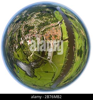 , Stadtansicht von Hitzacker an der Elbe, 08.08.2012, Luftbild, Deutschland, Niedersachsen, Hitzacker Stockfoto