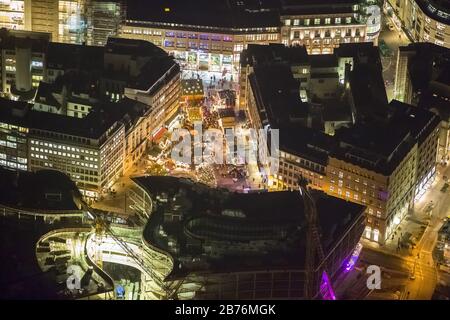 Weihnachtsmarkt am Schadowplatz in Düsseldorf, 13.12.2012, Luftbild, Deutschland, Nordrhein-Westfalen, Niederrhein, Düsseldorf Stockfoto