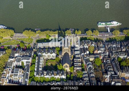 , Altstadt von Köln mit Kirche Gross St. Martin am Rhein, 05.05.2013, Luftbild, Deutschland, Nordrhein-Westfalen, Köln Stockfoto