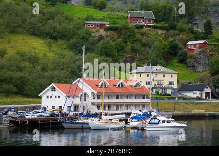 Flam Marina & Apartments, Flam Village, Sognefjorden, Western Fjords, Norwegen, Skandinavien Stockfoto