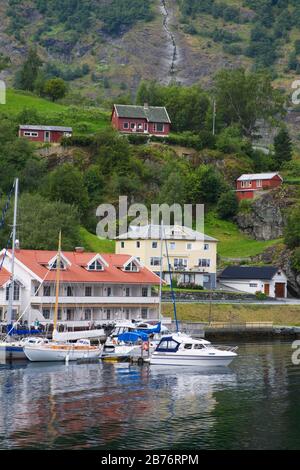 Flam Marina & Apartments, Flam Village, Sognefjorden, Western Fjords, Norwegen, Skandinavien Stockfoto