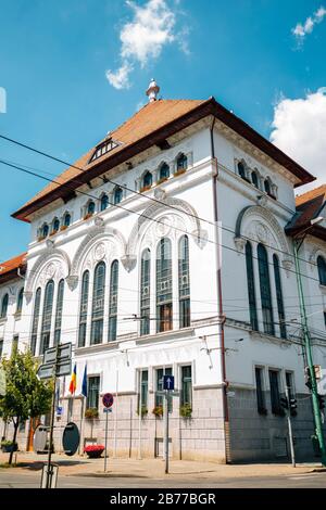 Temisoara, Rumänien - 20. Juli 2019: Gebäude des Temisoara-Rathauses Stockfoto