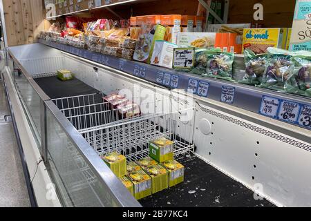General Overall of Empty Frozen Food Section in Publix Supermarket, Freitag, 13. März 2020, in Royal Palm Beach, Florida, USA. (Foto von IOS/Espa-Images) Stockfoto