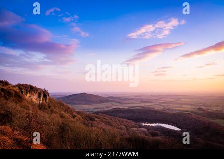 Der Blick von der Sutton Bank bei Sonnenuntergang, North Yorkshire, Großbritannien Stockfoto