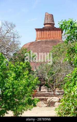 Abhayagiri Dagoba ist eines der ältesten, bedeutendsten buddhistischen Klöster in der Geschichte Sri Lankas Stockfoto