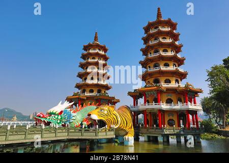 Dragon- und Tiger-Pagoden-Tempel an den Lotusteichen, Kaohsiung, Taiwan Stockfoto