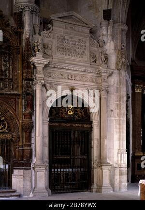 CAPILLA DEL ARCIPESTRE BARBA-PORTADA. Lage: Catedral-INTERIOR. BECKEN. CUENCA. SPANIEN. Stockfoto