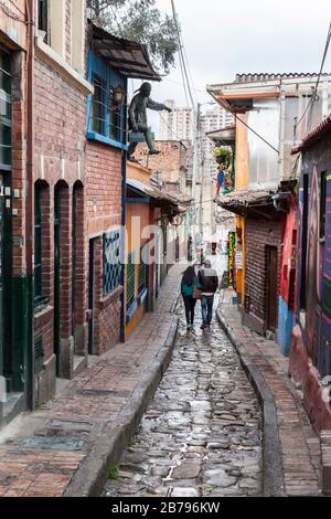 Kopfsteinpflastersteinstreifen in der Innenstadt von Bogota; Kolumbien; Südamerika Stockfoto