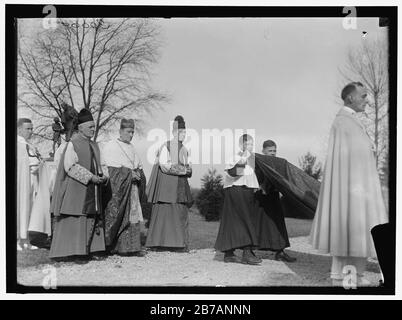 GIBBONS, JAMES, KARDINAL. BISCHOFSJUBILÄUM FÜR KARDINAL GIBBONS AN DER KATHOLISCHEN UNIVERSITÄT. Kardinal McRORY; MONS. RUSSELL, LINKS Stockfoto