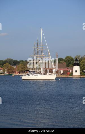 Brent Point Replica Lighthouse, Mystic Seaport, The Museum of America and the Sea, Mystic River, Connecticut, New England, USA Stockfoto