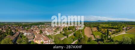 Italien, Lombardei, Schloss von Ponti sul Mincio Stockfoto