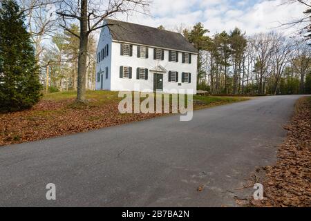 Old Walpole Meetinghouse in South Bristol, Maine in den Herbstmonaten. Das Haus wurde im Jahre 17772 erbaut und wurde in das National Register of Histori aufgenommen Stockfoto