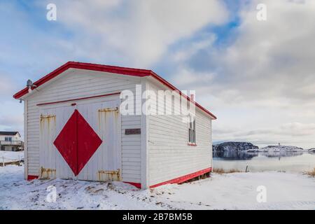 Angelbühne an der Trinity Bay im malerischen Dorf Trinity, Neufundland, Kanada [keine Eigentumsfreigabe; nur für redaktionelle Lizenzierung verfügbar] Stockfoto