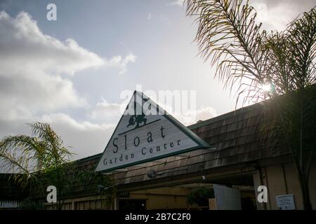 Das Sloat Garden Center ist eine Baumschulkette, die viele verschiedene Arten von Pflanzen für Gärten verkauft. Dieser befindet sich in Kentfield, CA. Stockfoto