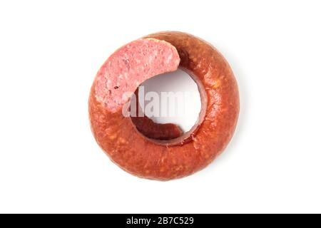 Geräucherte Wurst isoliert auf weiss Stockfoto