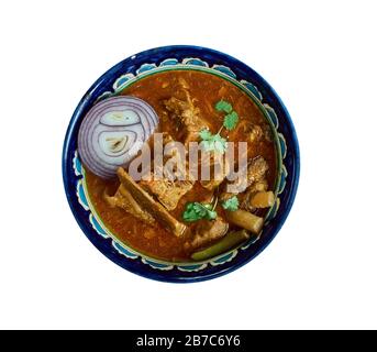 Nihari Ghost, Eintopf mit langsam gekochtem Fleisch, hauptsächlich Schaftfleisch aus Rindfleisch oder Lamm und Hammel, Awadhi-Küche, Traditionelle indische Gerichte, Top View. Stockfoto