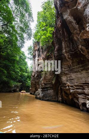 Yincui Gorge in der Jiuxiang Gorge und Caves National Geopark in Jiuxiang Yi und Hui Ethnic Autonomous Township, Kunming, Yunnan, China. Stockfoto