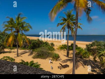 Jahazi Haus am Strand bei Mondschein, Kizingoni, Lamu, Kenia Stockfoto