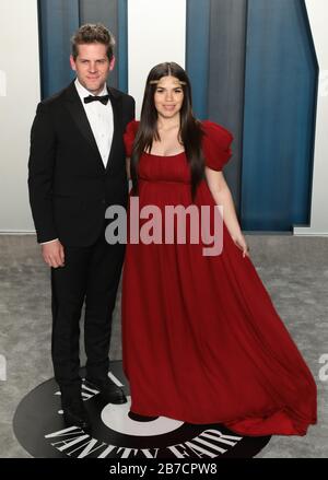 2020 Vanity Fair Oscar Party nach den 92. Oscars im Wallis Annenberg Center for the Performing Arts in Beverly Hills, Kalifornien am 9. Februar 2020. Mit: Ryan Piers Williams, America Ferrera Where: Beverly Hills, Kalifornien, Vereinigte Staaten When: 10 Feb 2020 Credit: Sheri Determan/WENN.com Stockfoto