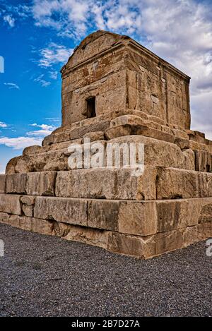 Grab von Cyrus dem großen in Pasargadae, Iran. UNESCO-Weltkulturerbe. Stockfoto