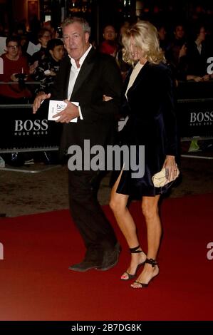 Sep 05, 2017 - London, England, Großbritannien - GQ Men of The Year Awards 2017, Tate Modern - Red Carpet Arrivals Photo Shows: Jeremy Clarkson und Lisa Hogan Stockfoto