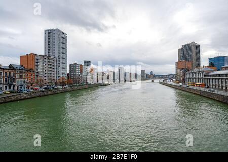 Fluss Meuse in Liège (Belgien) Stockfoto