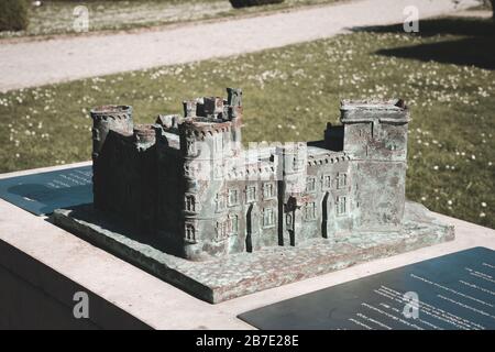 Modell oder Maquette von Schloss Bouchout (Kasteel van Bouchout) im Botanischen Garten Meise Stockfoto