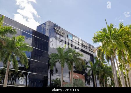 Hauptsitz der Norwegian Cruise Line im Miami-Dade County, Florida. Oceania Cruises und Regent Seven Seas Cruises Stockfoto