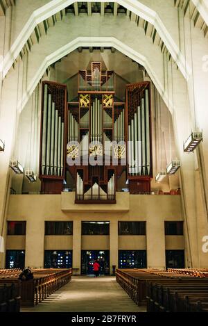 MONTREAL, KANADA - SEPTEMBER 2019 Kirche Saint Joseph und Inneneinrichtung der Kathedrale Stockfoto