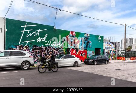 Straßenszene im Viertel Wynwood, Miami, Florida, USA. Stockfoto