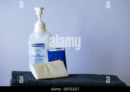 Köln, Deutschland. März 2020. Hygiene zur Bekämpfung des weltweiten Einsatzes von Coronavirus Credit: Dpa / Alamy Live News Stockfoto