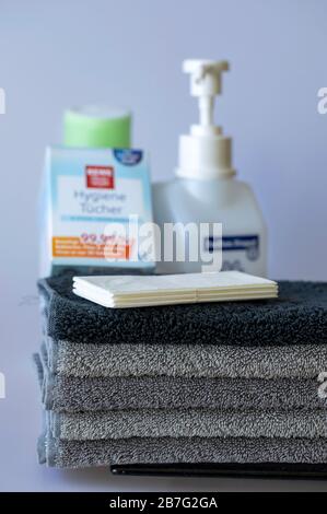 Köln, Deutschland. März 2020. Hygiene zur Bekämpfung des weltweiten Einsatzes von Coronavirus Credit: Dpa / Alamy Live News Stockfoto