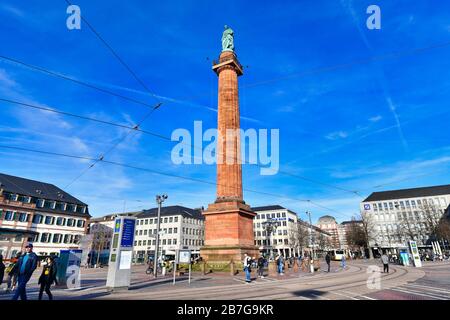 Platz "Luisenplatz" in Darmstadt-Stadt nach der Herzogin Luise von Hessen in Deutschland benannt Stockfoto