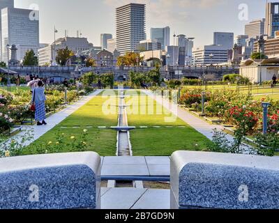 Rose Park auf der Insel in Osaka Stockfoto