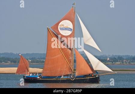 Der Segelkahn der Themse Gladys im vollen Segel Stockfoto