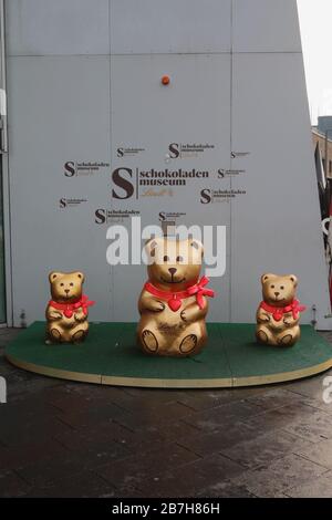 Köln, Deutschland - 07. Januar 2020: Am Eingang zum Schokoladenmuseum Stockfoto