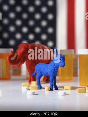 Ein blauer Esel als Demokrate und ein roter Elefant als Repubblica sind gegen eine amerikanische Flagge mit verschreibungspflichtigen Pillenflaschen für ein medizinisches Kostenkonzept Stockfoto