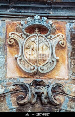 Italien Apulia Ostuni - Mitkathedrale: bischofsschild Stockfoto