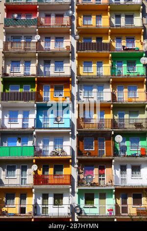 PIEKARY ŚLĄSKIE, Polen - 9. MÄRZ 2015: der Wohnarchitektur in Piekary Slaskie, Polen. Piekary Slaskie ist eine wichtige Stadt in Poznan zu reg Stockfoto