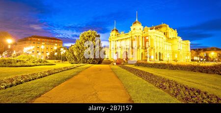 Zagreb. Republik Kroatien square Advent abend Panoramaaussicht, berühmten Sehenswürdigkeiten der Hauptstadt von Kroatien Stockfoto