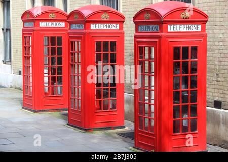 London Telefonzelle. Wahrzeichen Londons - rote Telefonzellen. Stockfoto