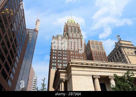 BALTIMORE, USA - 12. JUNI 2013: Bank von Amerika außen Blick in Baltimore, Maryland. Berühmten Art déco-Gebäude stammt aus dem Jahre 1924. Stockfoto